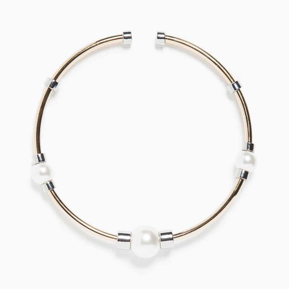 Elegant Gold and Silver Pearl Bracelet